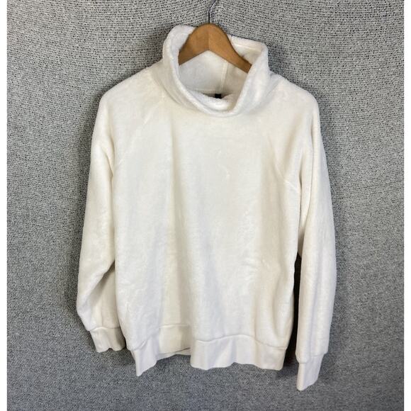 Gaiam Fuzzy Sweater Women’s L Crisp White Cozycore Athleisure Minimalist - Picture 1 of 10